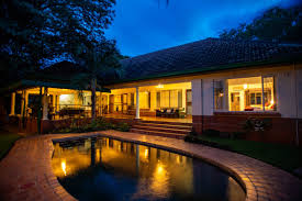 3 Star Victoria falls Rainbow Hotel Holiday